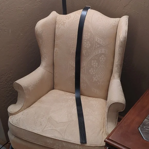 New with tags! XL Black PU/Bonded Leather Belt - Picture 2 of 5